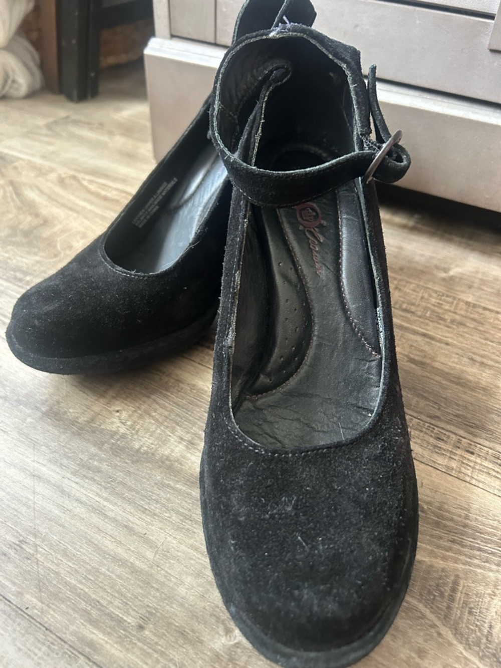 Born Crown Women's Silvana Gray Suede Ankle Strap Heel Shoes.